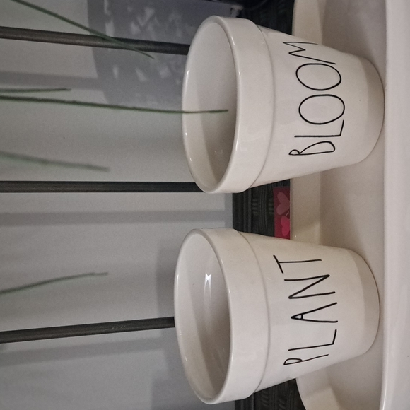 Other - Rae Dunn Artesian Collection Planters